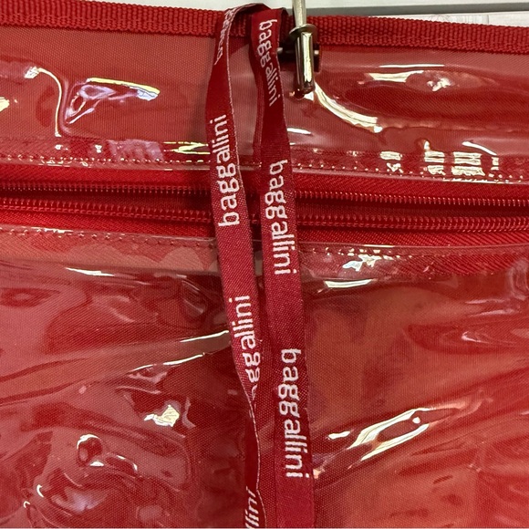 NWOT Baggallini Red Hanging Travel Organizer Toiletry Makeup Bag Foldable Nylon - Picture 2 of 6